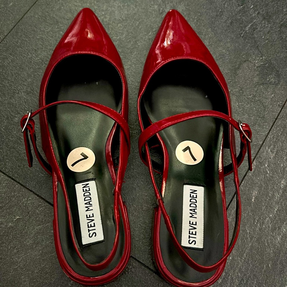 Steve Madden Red Slingback Flats